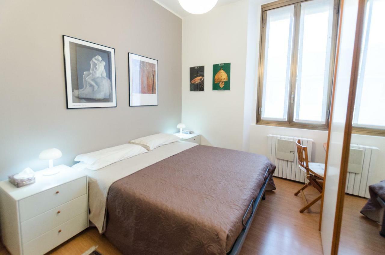 Roomy Central Apartment Milano Esterno foto